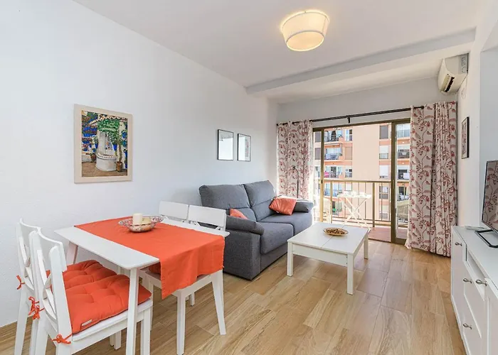 Wintowinrentals Excelente Ubicacion Y Vista Al Mar Fuengirola